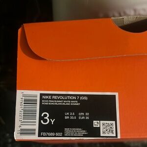 Nike Revolution 7 GS Sneakers